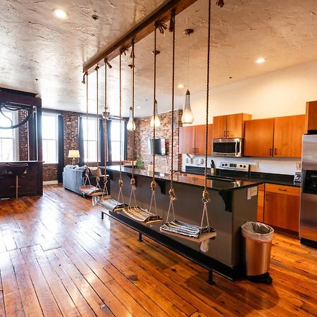 The Two Story Loft Apartment Springfield Luaran gambar