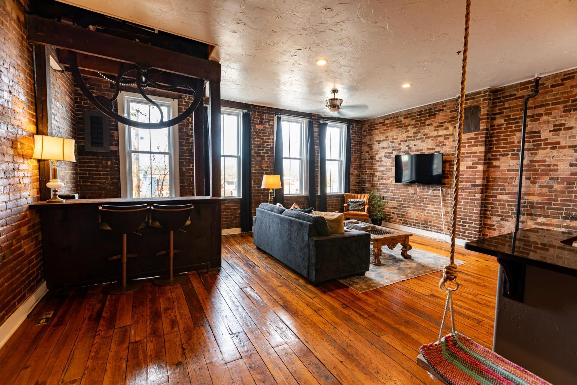 The Two Story Loft Apartment Springfield Luaran gambar